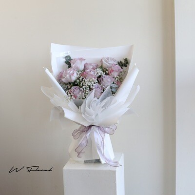 11 Lavender Rose Bouquet