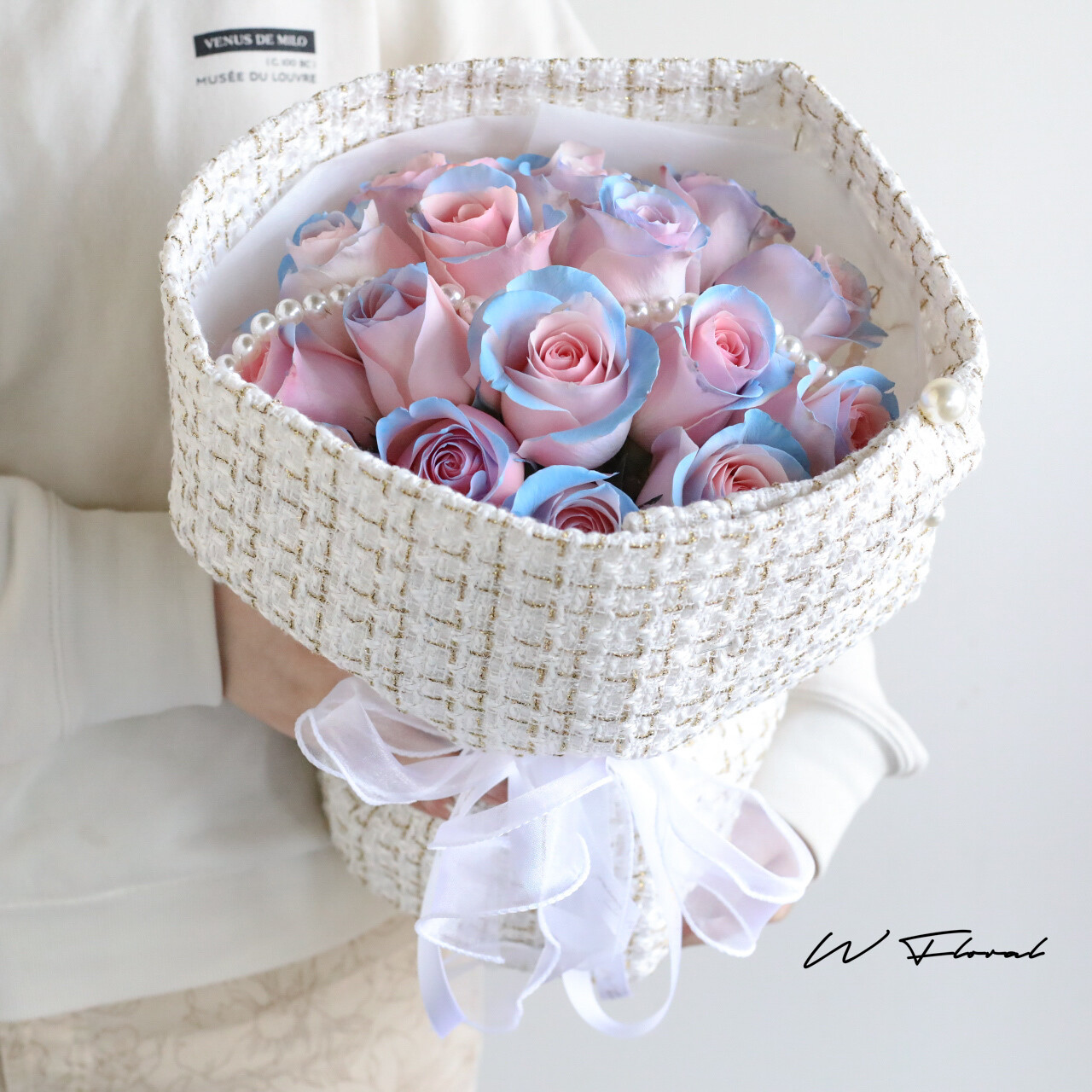 Chanel Pearl Fairy Rose Round Bouquet