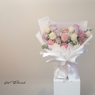 19 Mixed Rose Bouquet