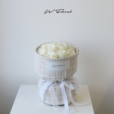 Chanel Pearl White Rose Round Bouquet