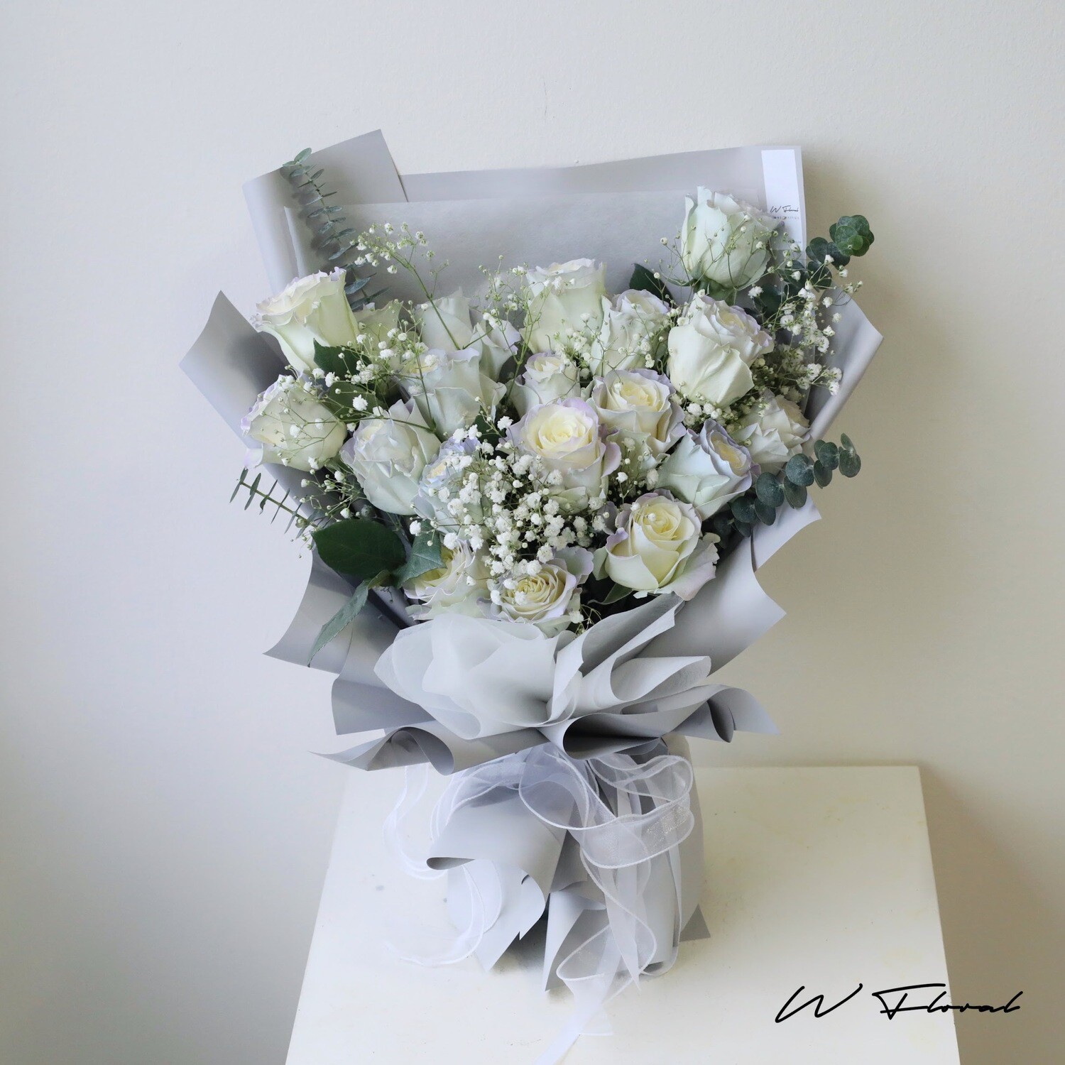 19 StellaLou Rose Bouquet  *Available On Aug 29