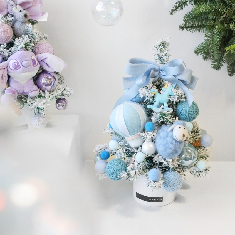 18 Inch Cloud Drifter Toy Tabletop Christmas Tree