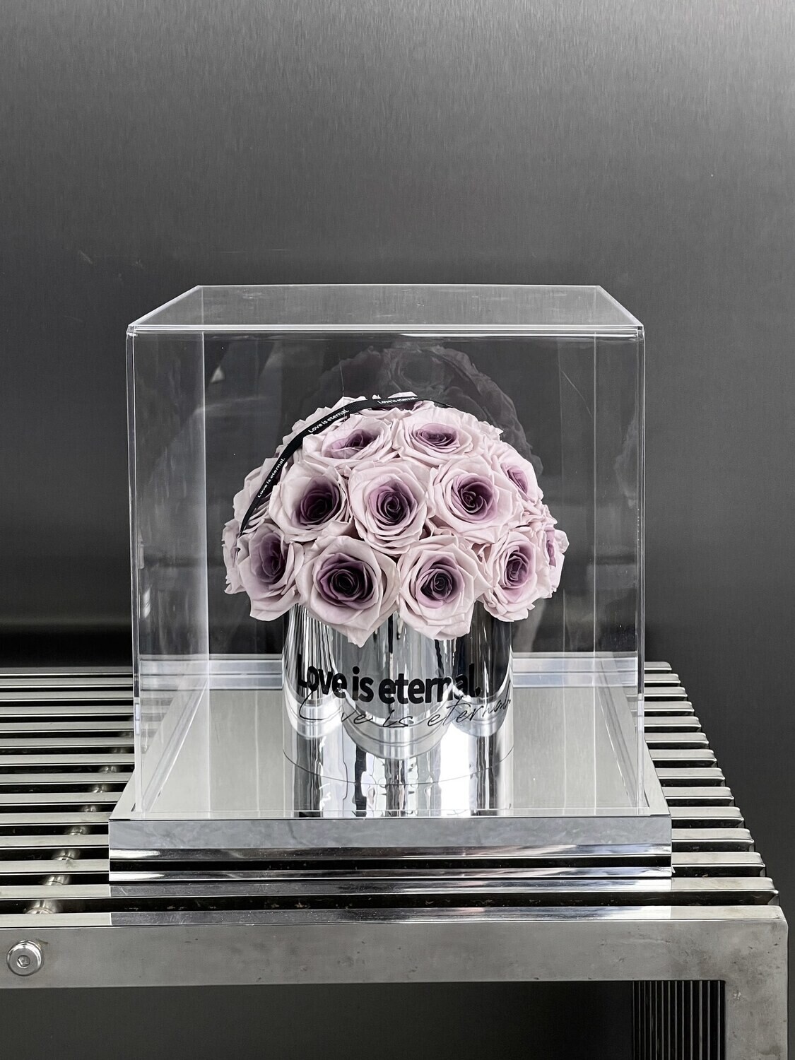 Preserved Rose - Mushroom Rose Hug - Menta Plum Rose