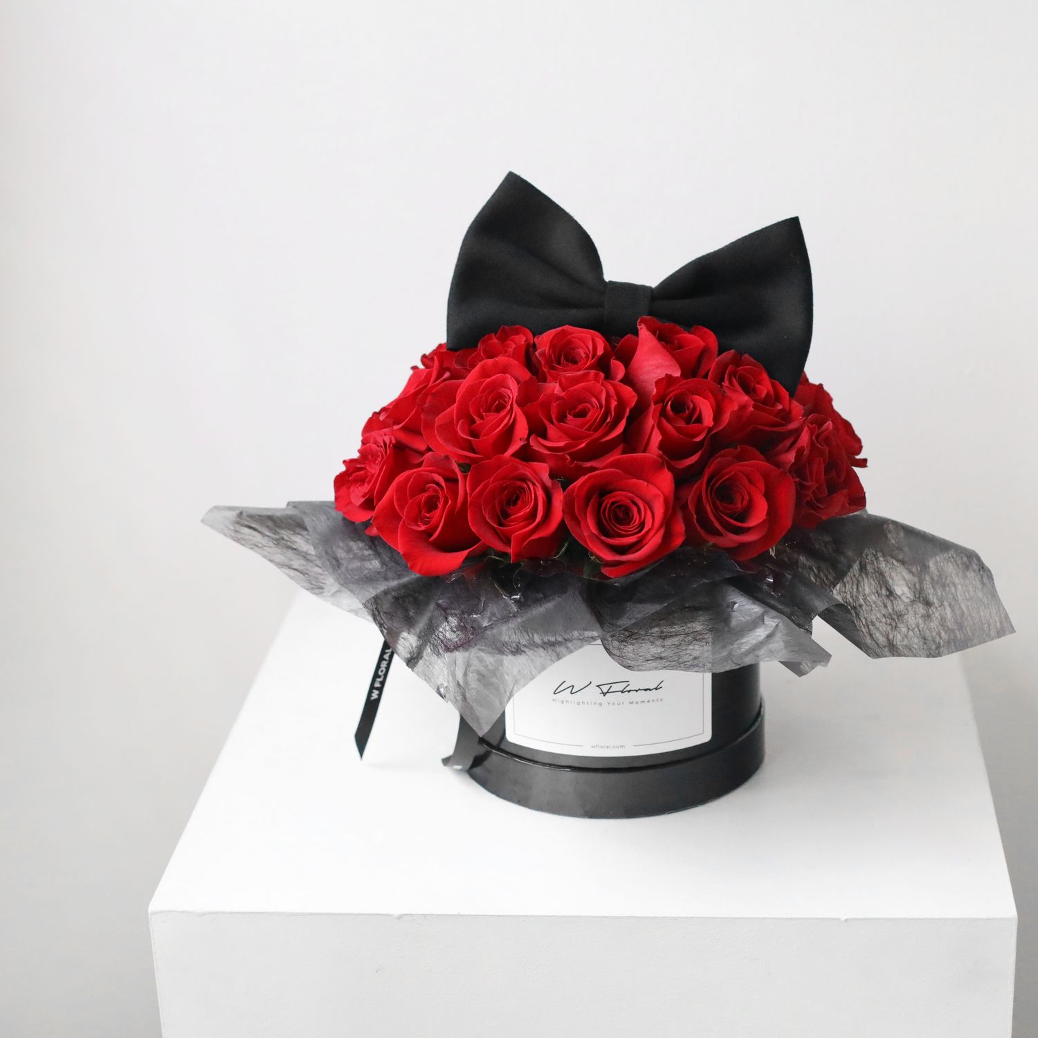 Minnie Miss Hug Red Rose