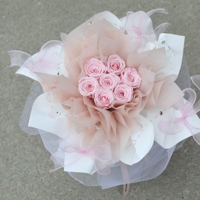 Preserved Rose -  Starry Round Rose Bouquet - Light Pink