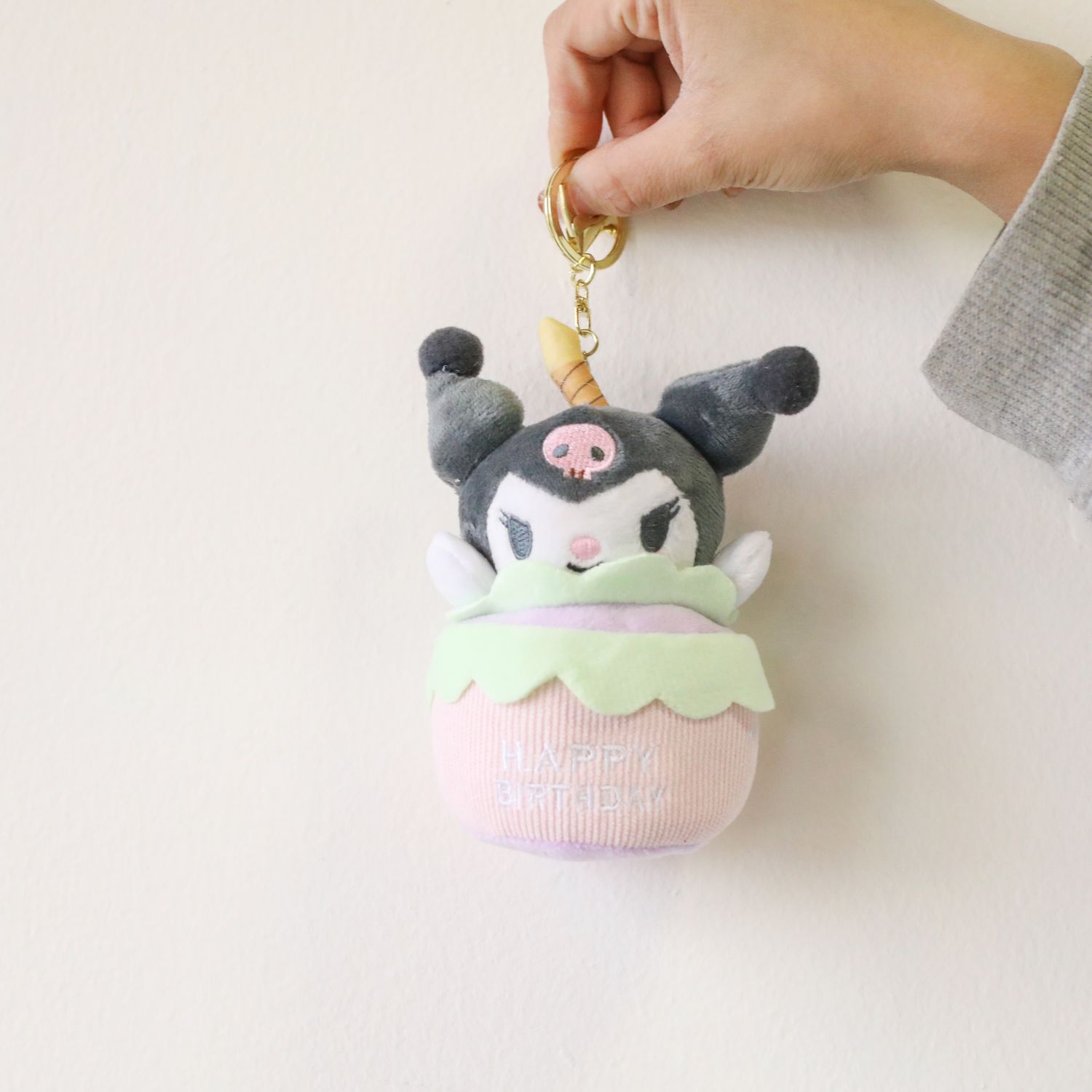 Sanrio Toy Happy Birthday Cake Keychain - Kuromi Pink