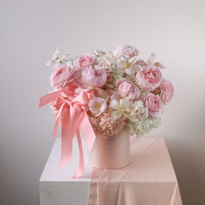 My Muse Blooming Hug - Luxe