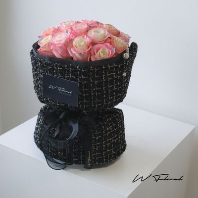 Chanel Pearl  Aurora Rose Round Bouquet