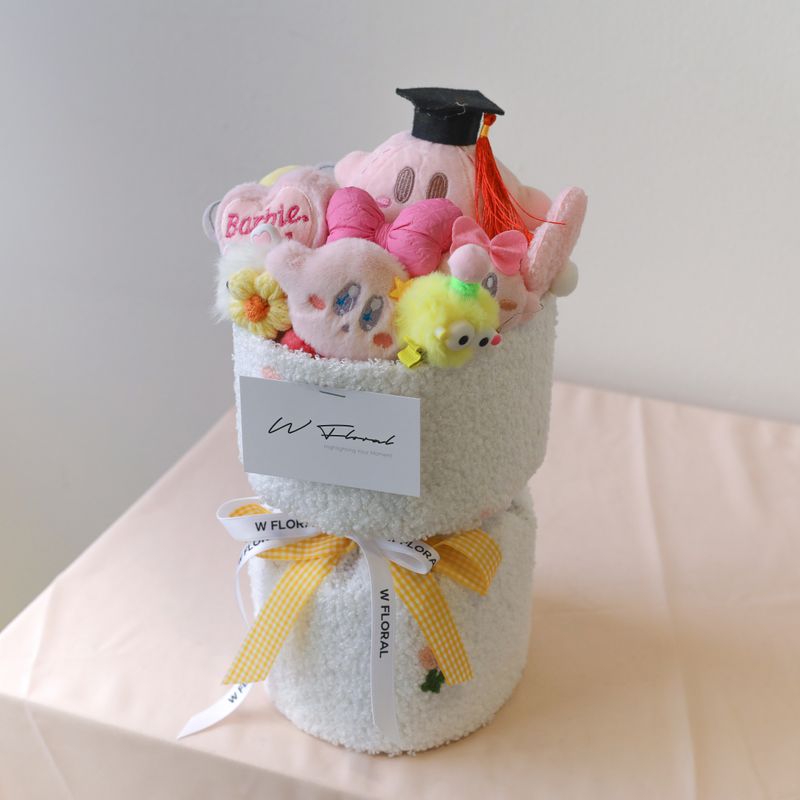 Kirby Plush Toy Bouquet – Graduation Edition