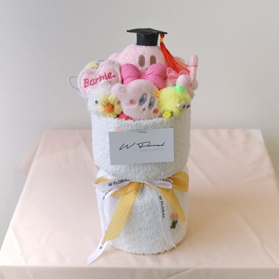 Kirby Plush Toy Bouquet – Graduation Edition - Small