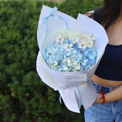 Shining Stars Hydrangea and Rose Bouquet