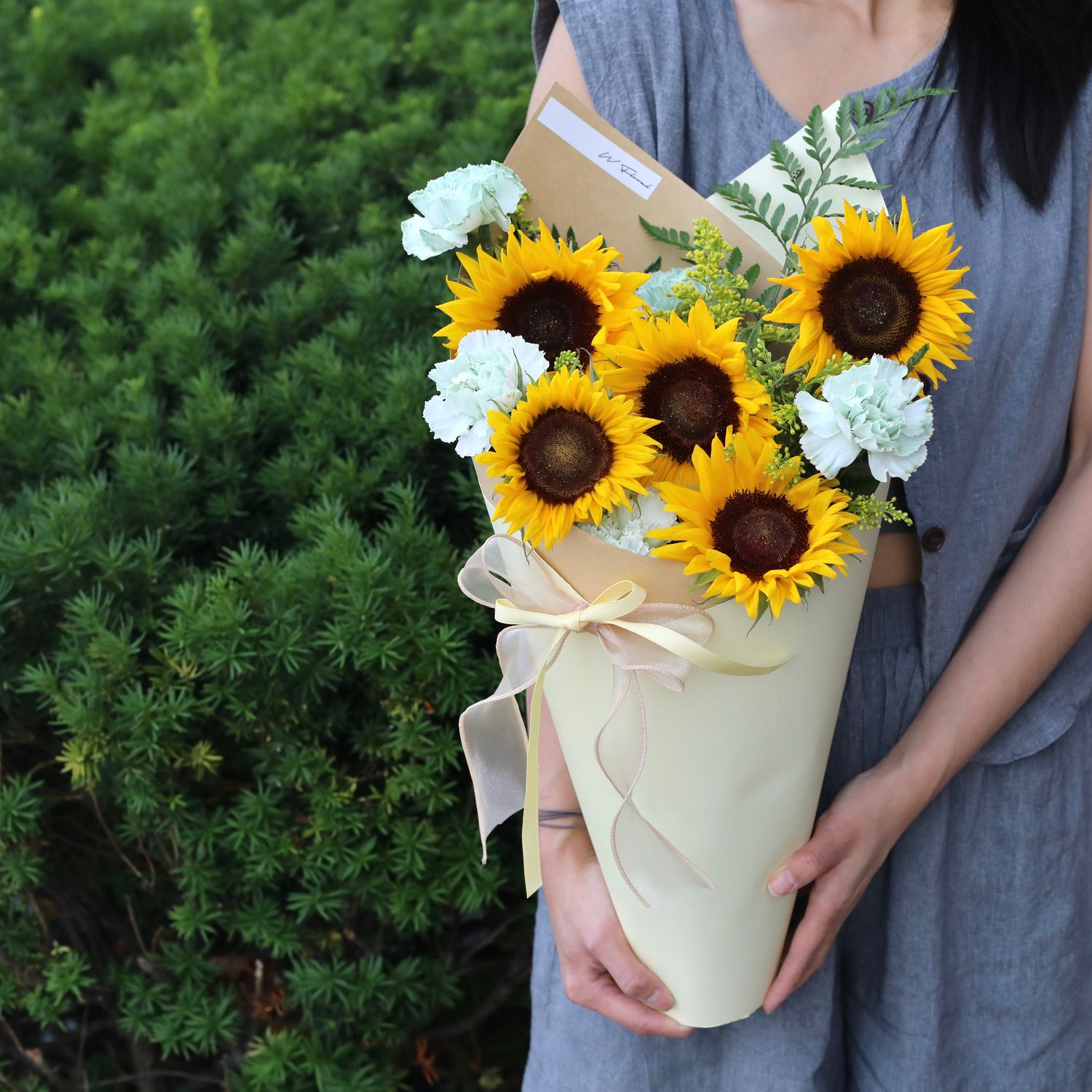 Sunshine Embrace – Sunflower Ice Cream Cone