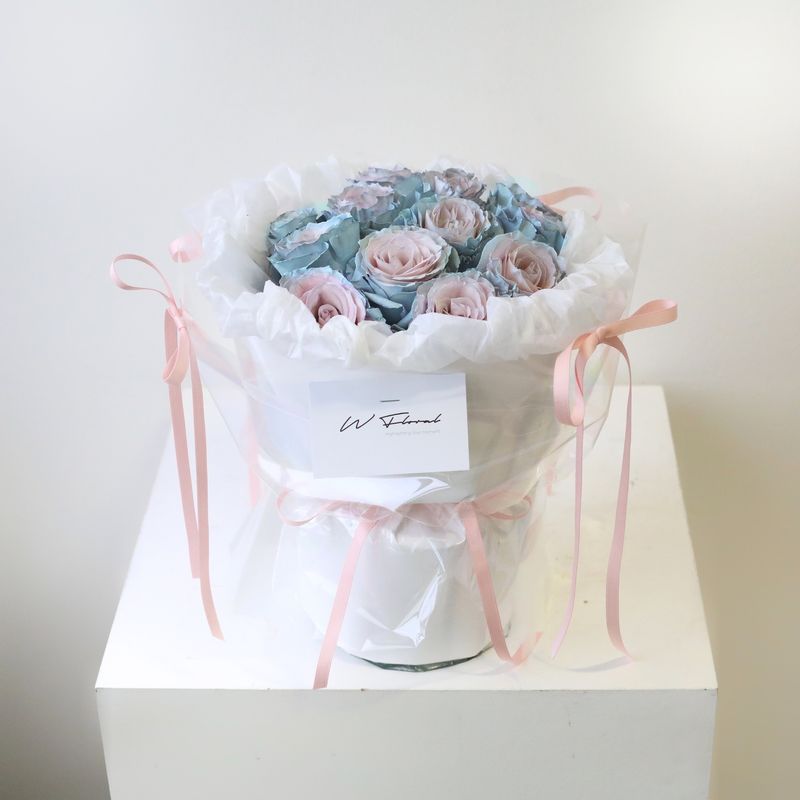 Lolita Round Bouquet -  Blue Sand