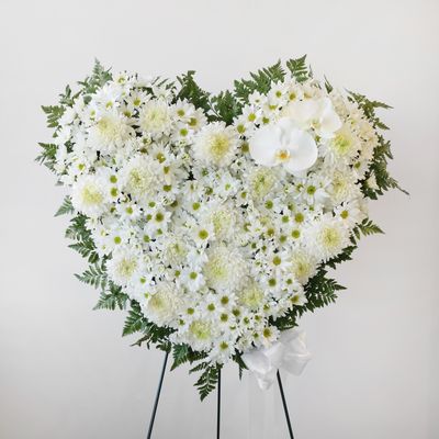heart-shaped funeral wreath Toronto delivery
