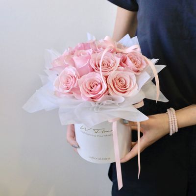 Pink Rose Hug