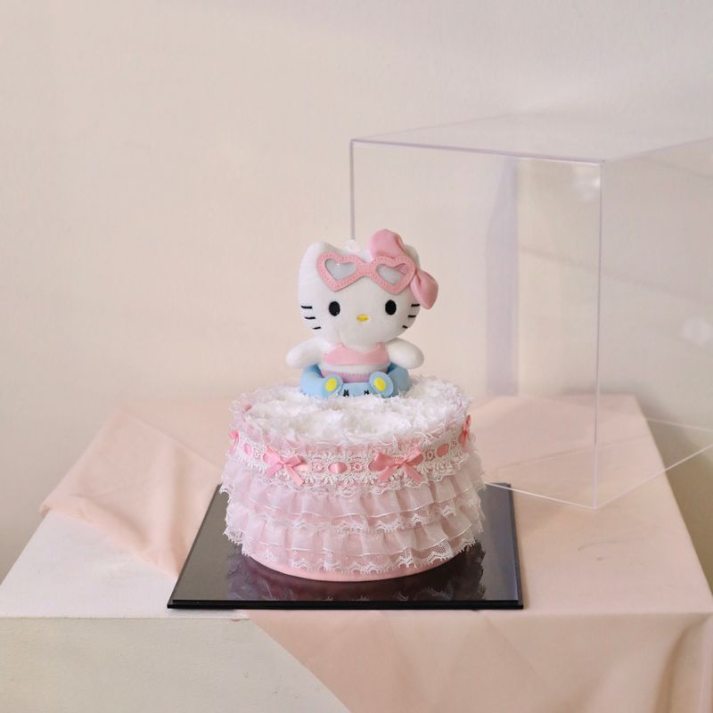 Preserved Rose - Hello Kitty Cake Hug - White