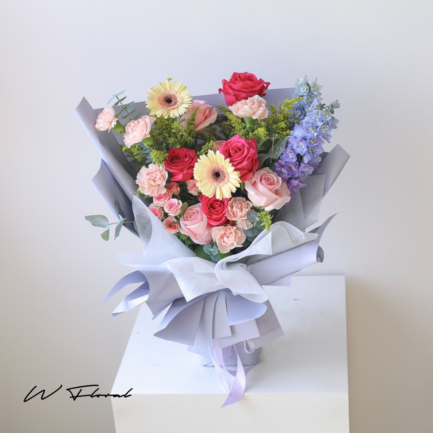 Medium Signature Mixed Bouquet Toronto | W Floral