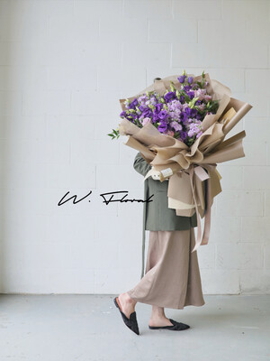 Oversized purple mixed bouquet with premium seasonal flowers