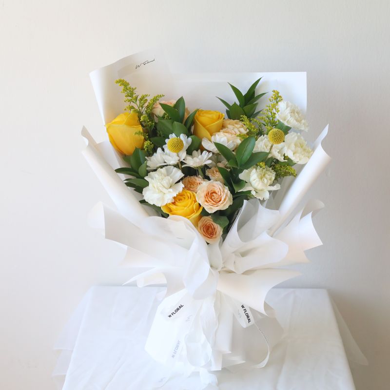 Heartfelt Condolence Yellow Bouquet