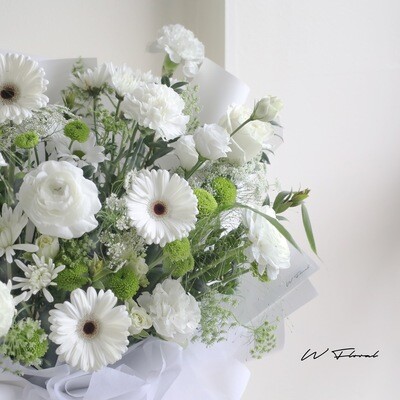 Heartfelt Condolence White Bouquet