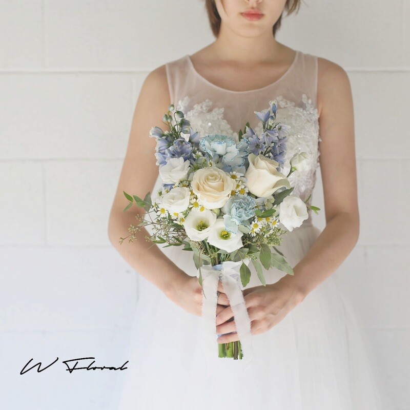 Small wedding bouquet for marriage registration Toronto