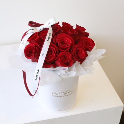 Red Rose Hug