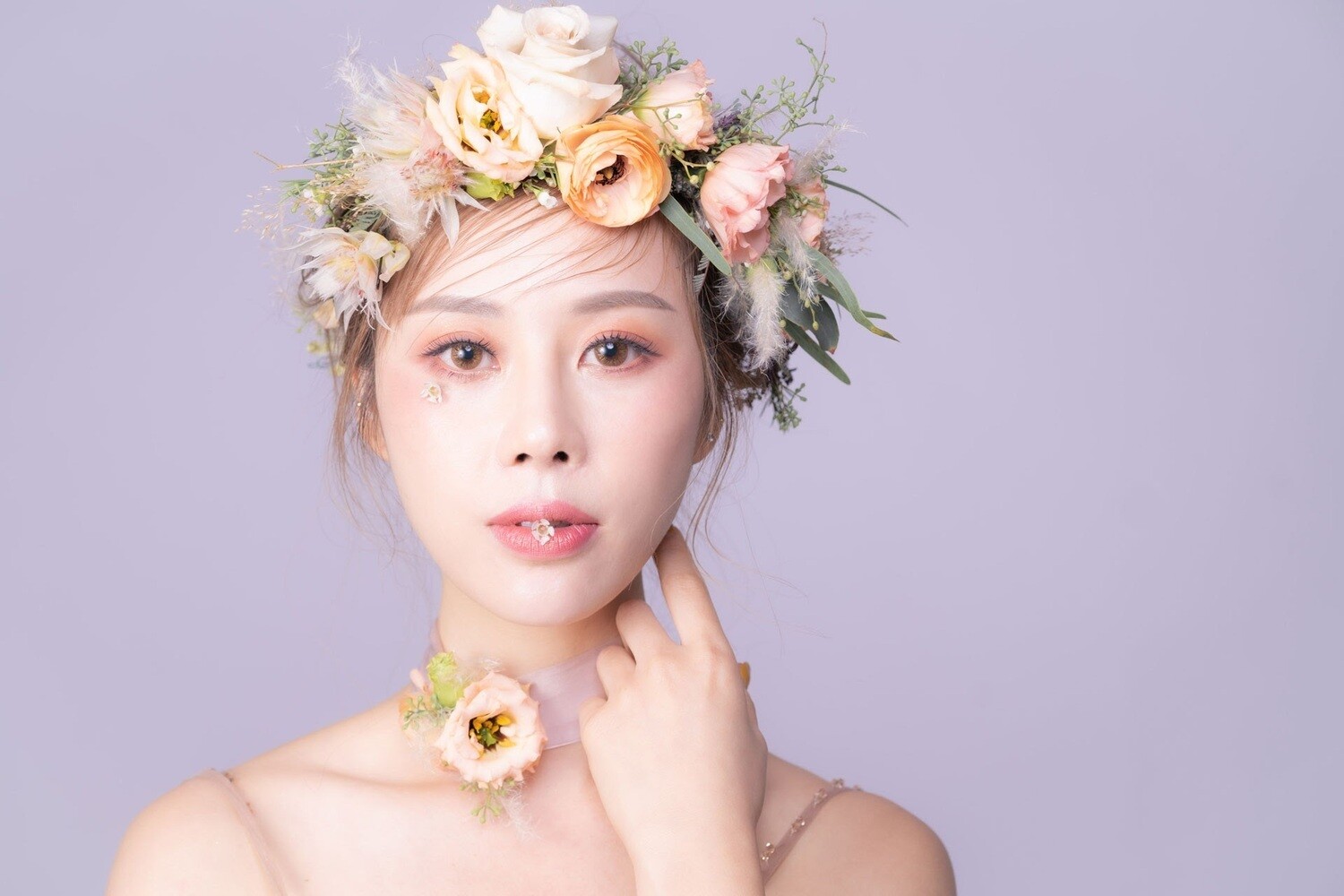 Fresh floral crown for bridal photoshoot by W Floral Studio Toronto
