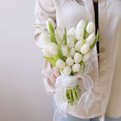 Classic white tulip wedding bouquet for Toronto bride