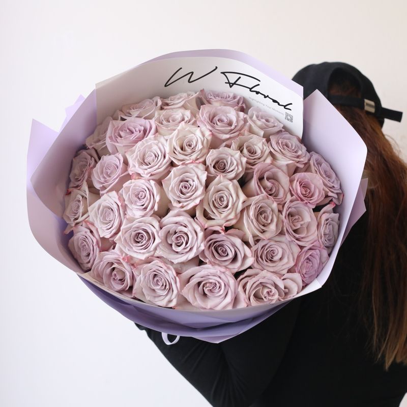 Lavender rose round bouquet by W Floral Studio