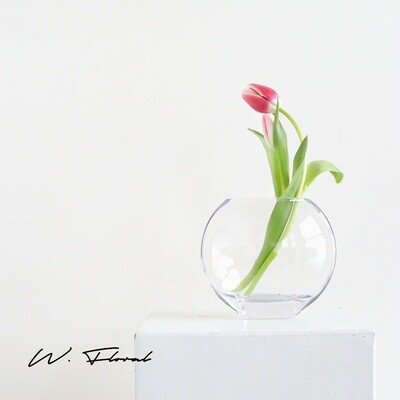 Stylish decorative flower vase for fresh floral arrangements