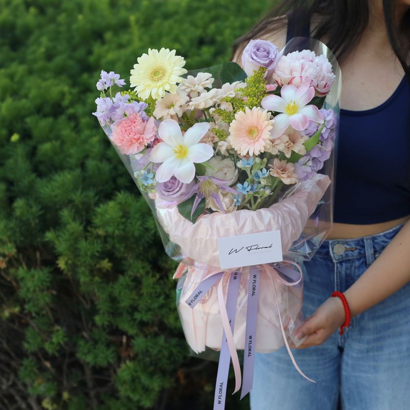 Designer mixed bouquet for birthday and thank you gift