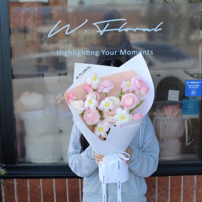 Roselle Ranunculus &amp; Tulip Bouquet - Mother's Day 2026