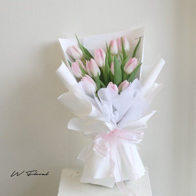 Blush Pink Tulip Bouquet - Mother's Day 2026