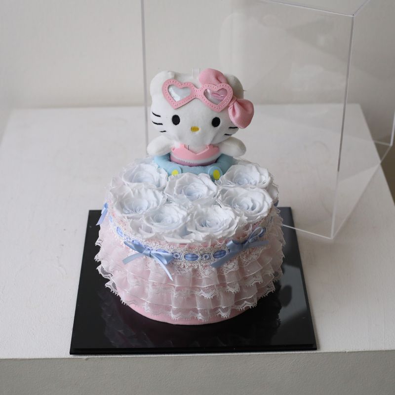 Preserved Rose - Hello Kitty Cake Hug - Icy Blue