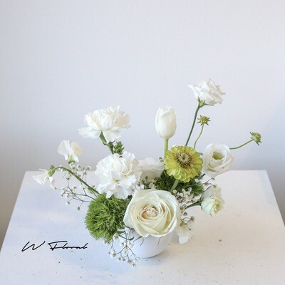Mini Luna Arrangement