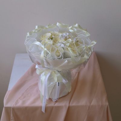 Rosy Whispers Soap Flower Bouquet – Cream