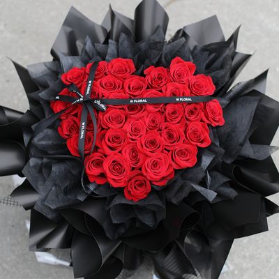 Luxury heart-shaped red rose bouquet for proposal and anniversary