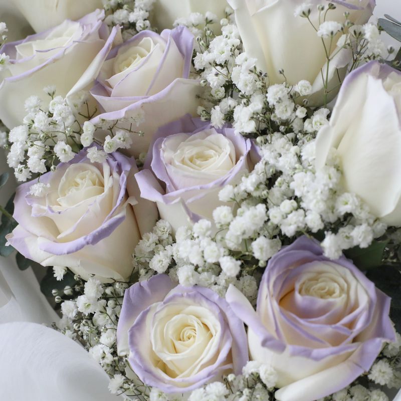 Icy lavender rose bouquet in W Floral signature style