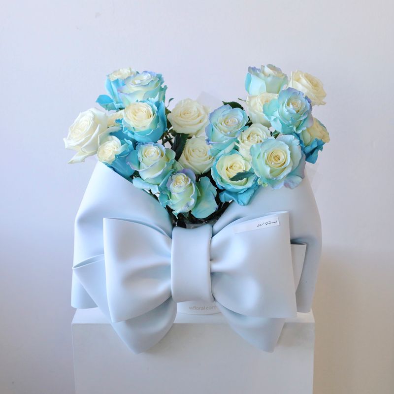 Rosette Bow Rose Hug - Bluelight Kiss - Valentine's Day 2026