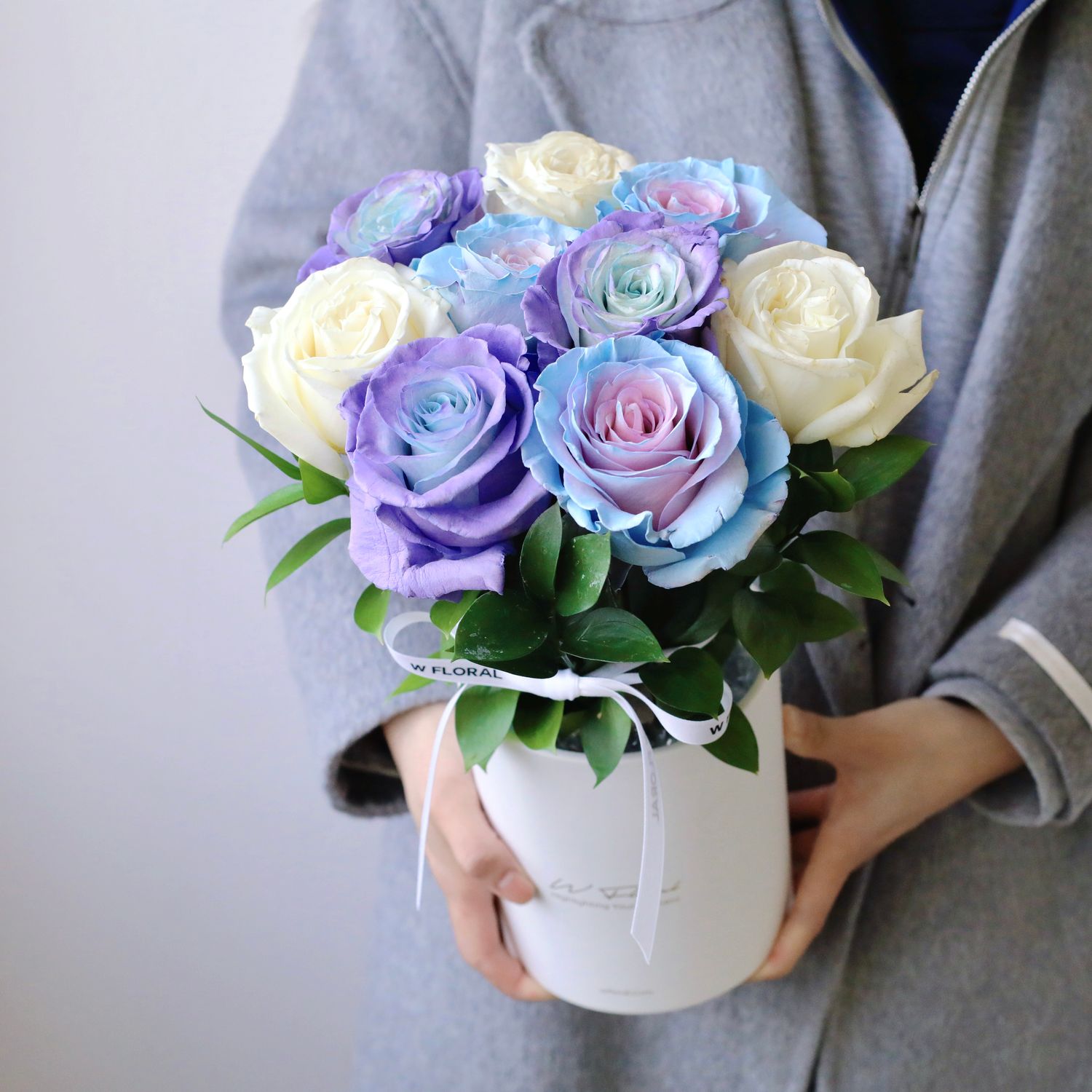 Round Rose Hug - Lavender Moonlight - Valentine's Day 2026