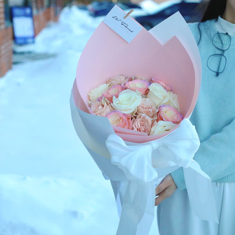 Silky Canele Round Bouquet - Pearl Pink - Valentine's Day 2026