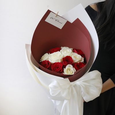 Silky Canele Round Bouquet - Red &amp; White