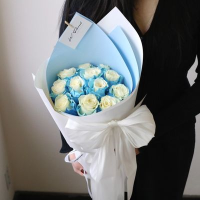 Silky Canele Round Bouquet - Icy Blue