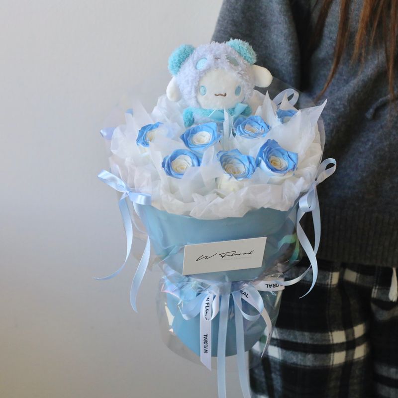 Cute preserved flower bouquet with Cinnamoroll character detail