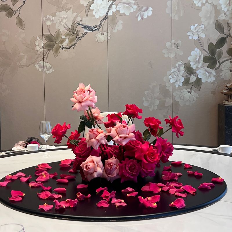 Round table birthday dinner floral centrepiece package in Toronto