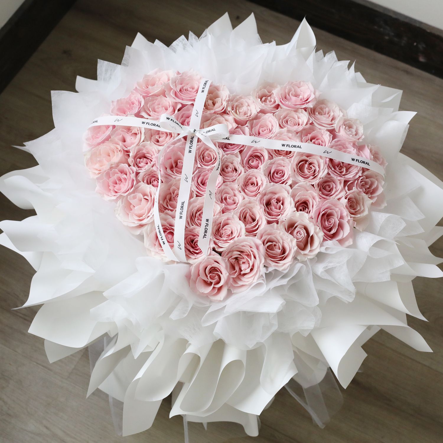 Pink rose heart-shaped bouquet with premium fresh roses