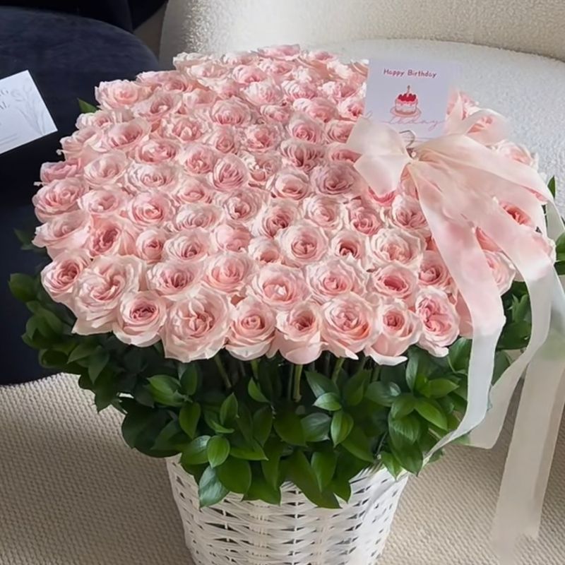 Lumiere Basket Pink Rose