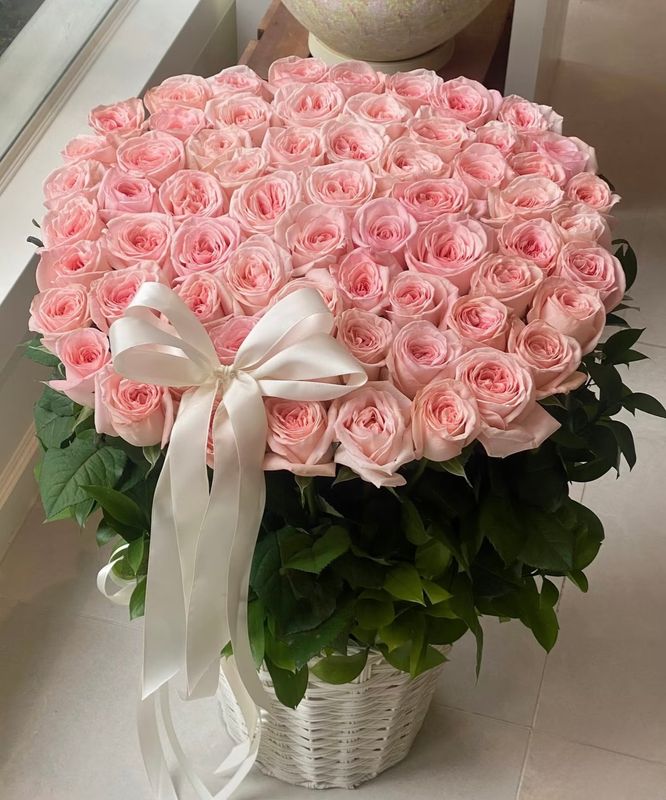 Lumiere Basket Pink Rose