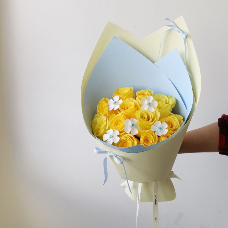 Buttercup &amp; Yellow Rose Bouquet