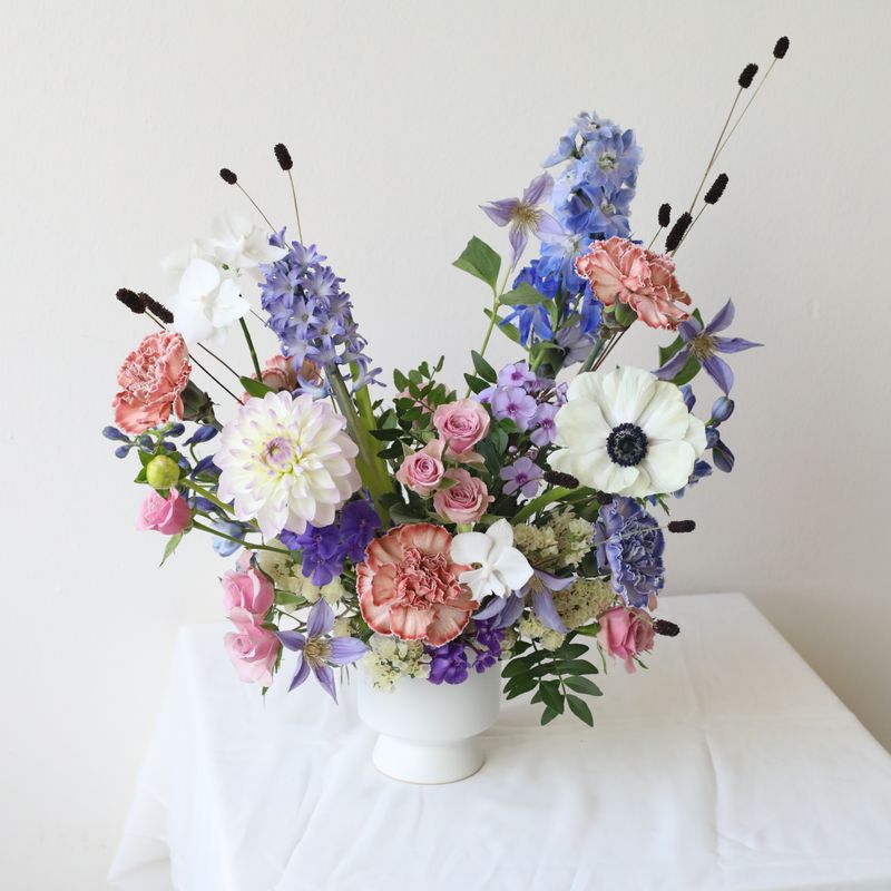 Premium table flower arrangement for celebrations and events Toronto